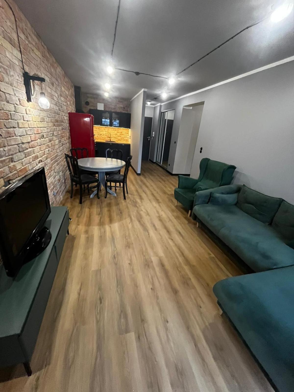 Apartament Z Widokiem Na Stadion Styl Industrialny Jedyny Taki Check In 24 H Poznań Kültér fotó
