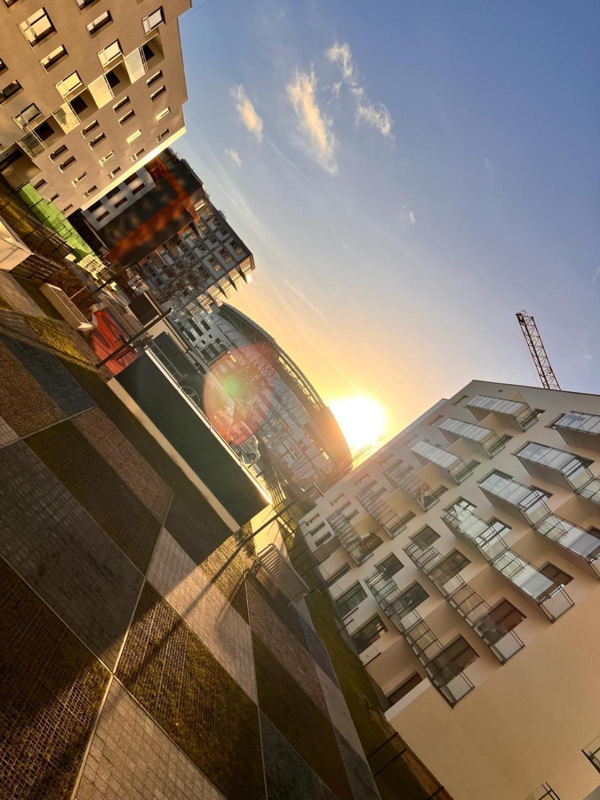 Apartament Z Widokiem Na Stadion Styl Industrialny Jedyny Taki Check In 24 H Poznań Kültér fotó