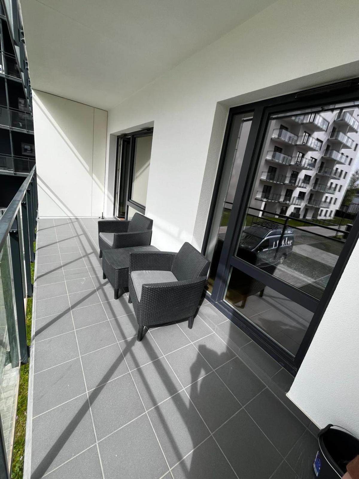 Apartament Z Widokiem Na Stadion Styl Industrialny Jedyny Taki Check In 24 H Poznań Kültér fotó